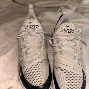 Nike Air Max 270 Sneakers
